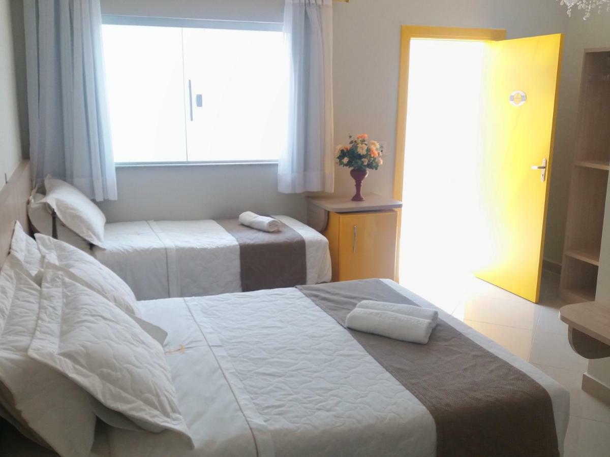 Hotel Pousada Familia De Nazare กาโชเอลา เปาลิสตา ภายนอก รูปภาพ